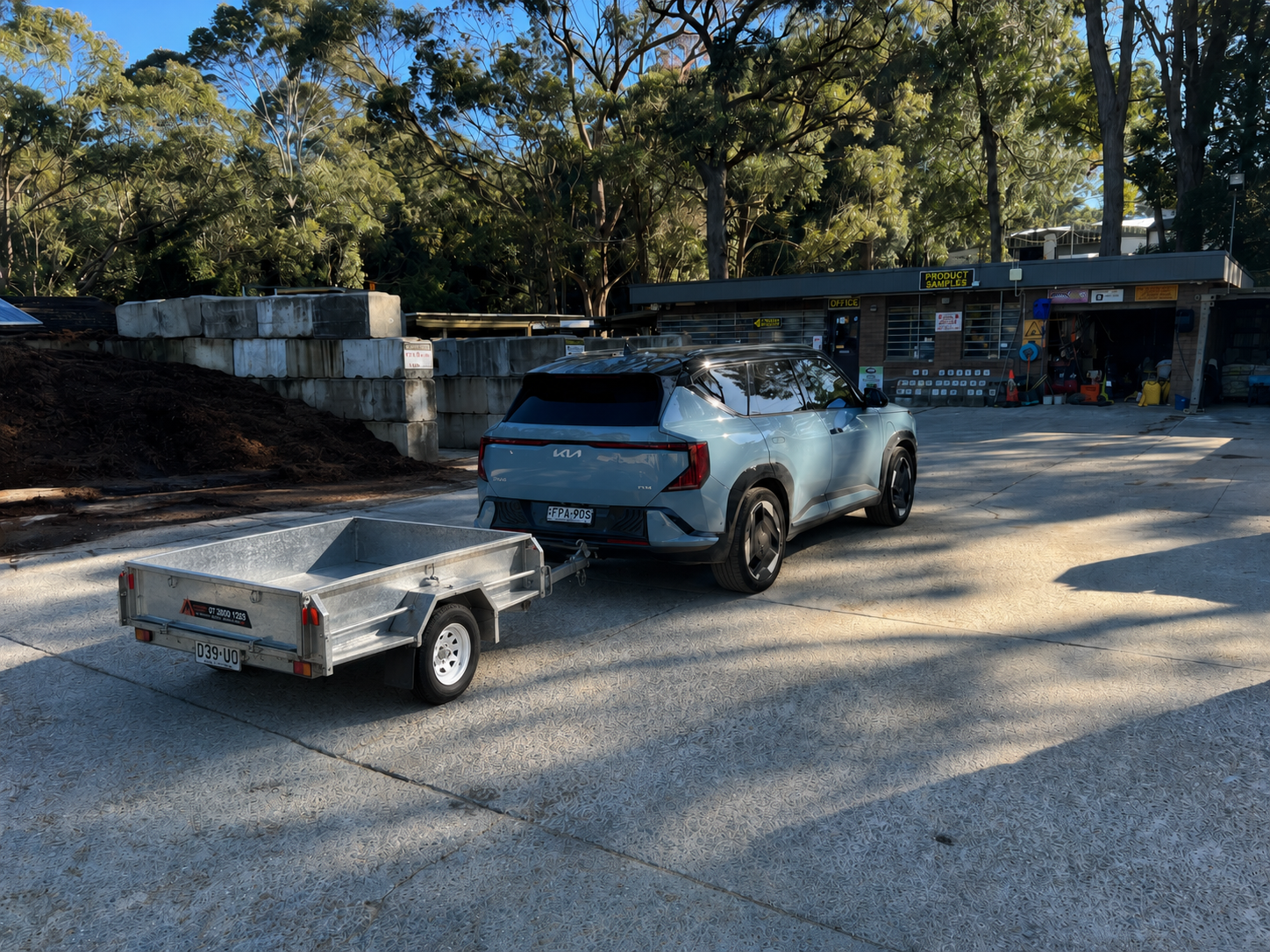ev5 with trailer